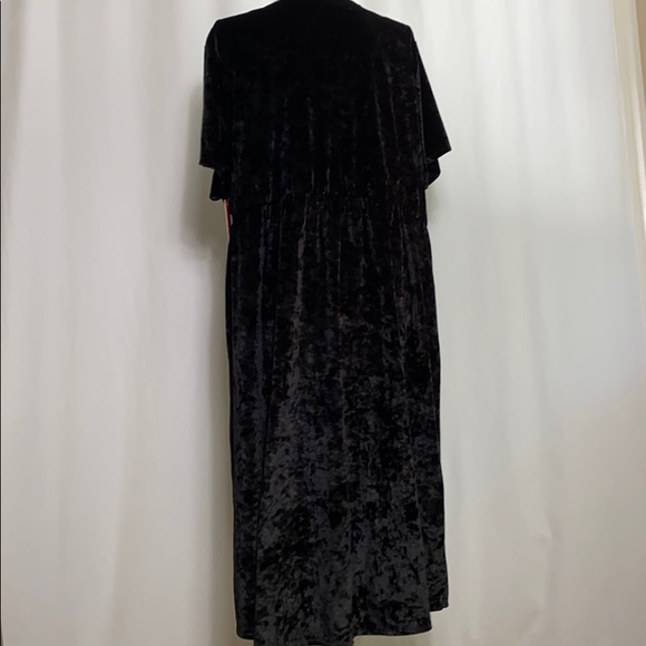 🌻 3/25 🌻 Plus Size EVRI Black Velvet Wrap Dress - Picture 11 of 13
